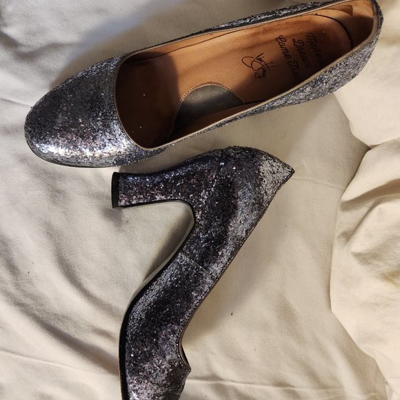 Fluevog Custom Miracles Medugorje - Make a Wish Canada Size 8 Women's Heels - Picture 6 of 8